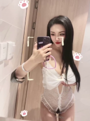 服务系女友爽爆记