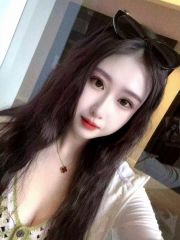 高挑爆乳琪格格