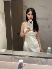 肤白貌美的小姐姐