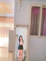 肤白气质韵味少妇