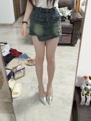 大胸肤白的小姐姐