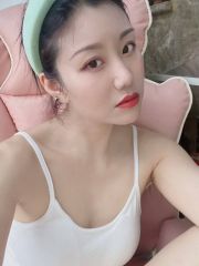 会吸的白虎很湿很滑