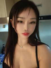 骚货丰满小姐姐