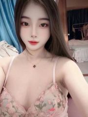 性感风骚粉嫩小姐姐