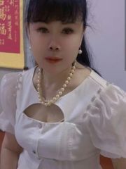 年纪不大艳舞助兴