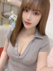 丰满型胸大颜值老师