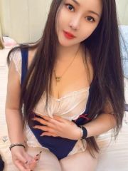 兼职风骚嫩逼御姐