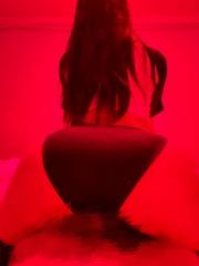 沙发大战巨乳马达臀