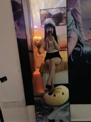 滨江小老板文文