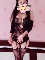 白云水润白嫩妹