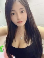 大胸风骚女