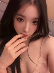 妹子的尺度大，可以放开的玩