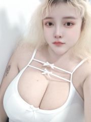 南山巨乳茜茜