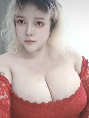 南山巨乳茜茜