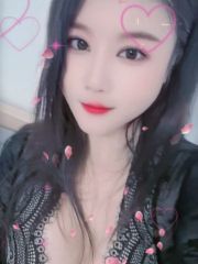 甜美型圆润嫩妹子