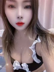 很难满足的小姐姐