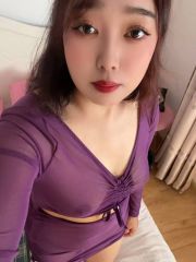 刚入行皮肤很白