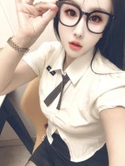 风骚琪琪馒头B会夹