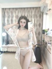 温柔体贴颜值女友老师