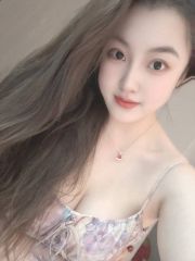 白皙大胸御姐晴晴