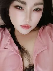 御湖城性感依依